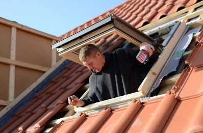 Pose de fenêtres de toit Velux à Villing